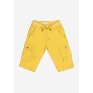 Sárga rövid nadrág